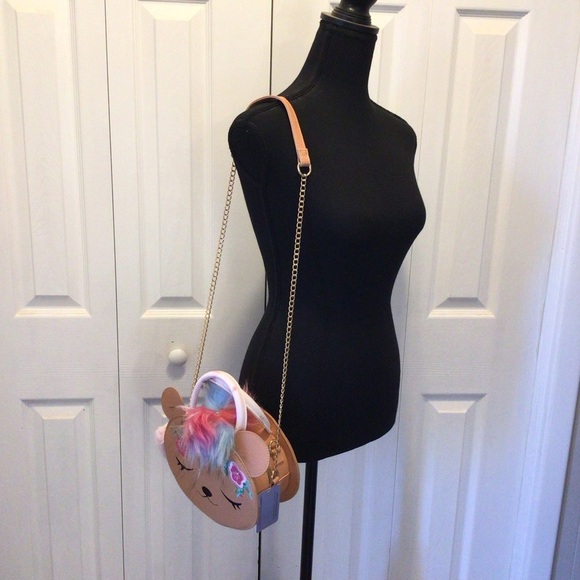 Under One Sky “Beary” Pretty Bashful Bear Shaped Kawaii Cartoon Crossbody Purse - Picture 10 of 10